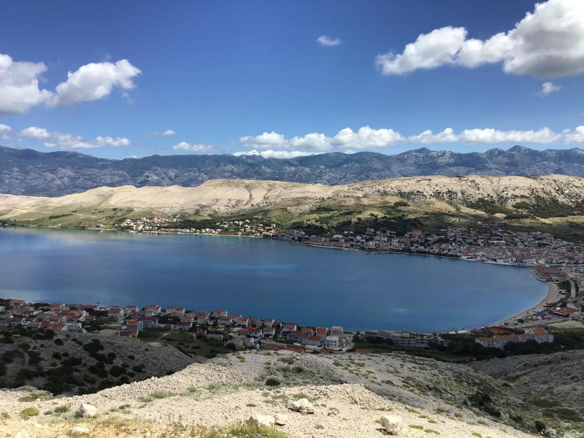 Moderner Bungalow Mit Meerblick Lun  Bagian luar foto
