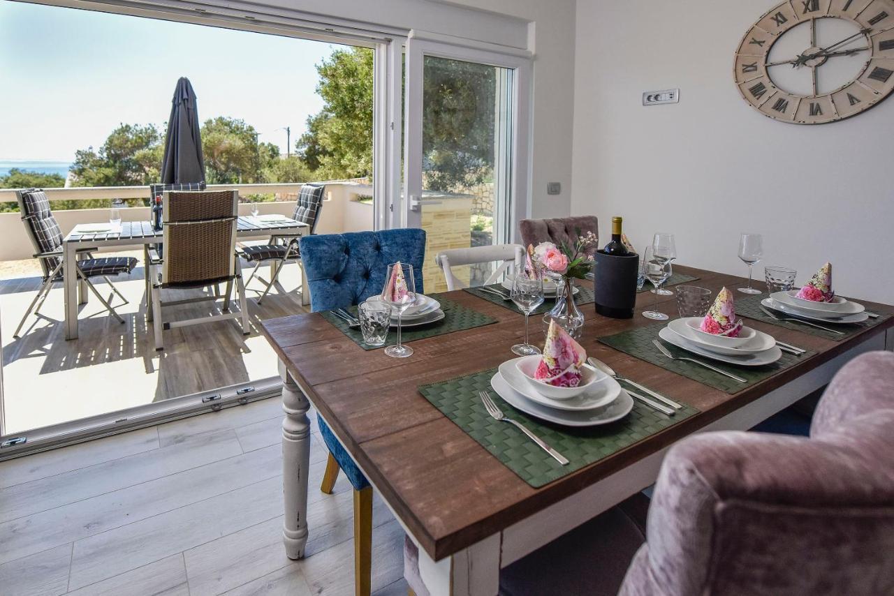 Moderner Bungalow Mit Meerblick Lun  Bagian luar foto
